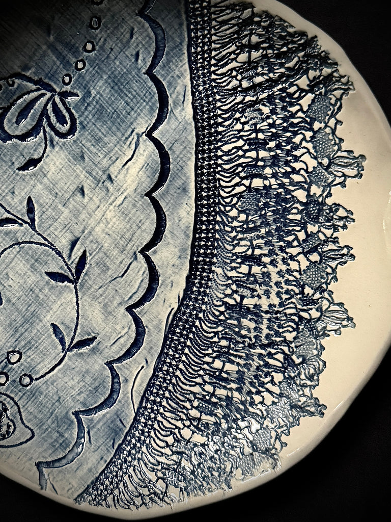Tablecloth’s Edge Bowl