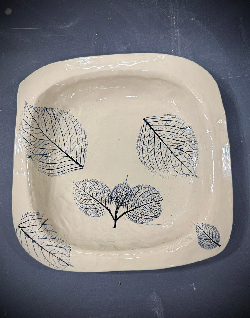 Blue Leaf Hydrangea Bowl