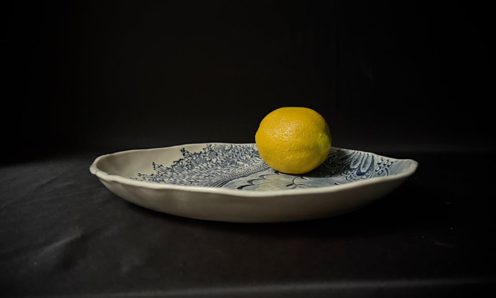 Tablecloth’s Edge Bowl