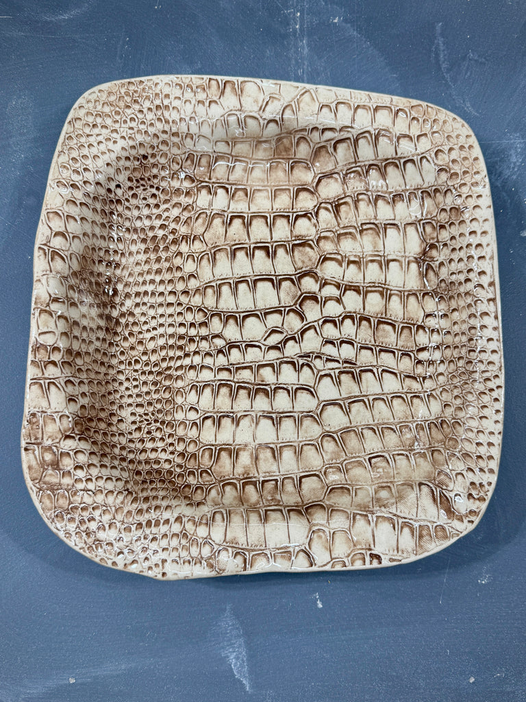 Alligator Bowl