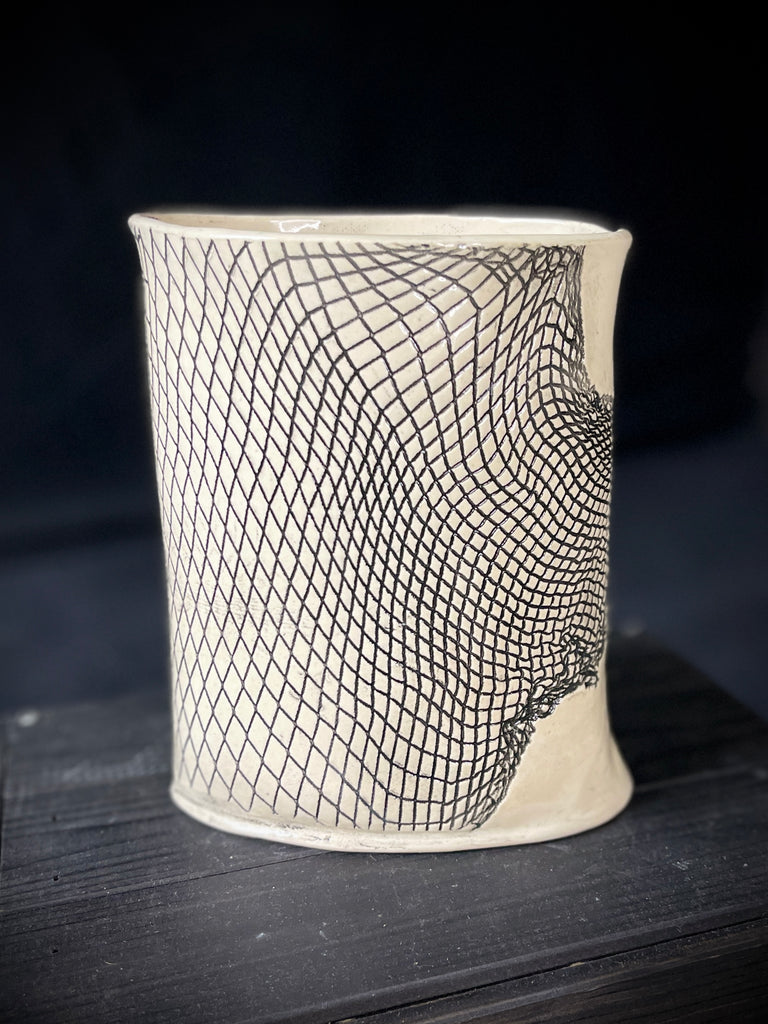 JRN Pottery - Stretch Net Vasr