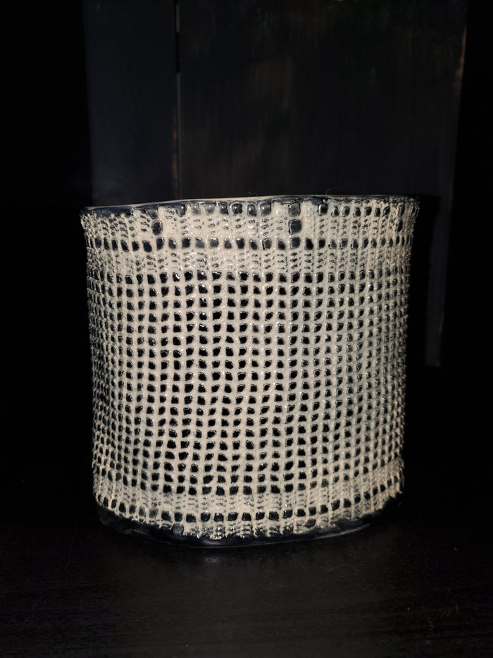 JRN - Grid Lace Vessel