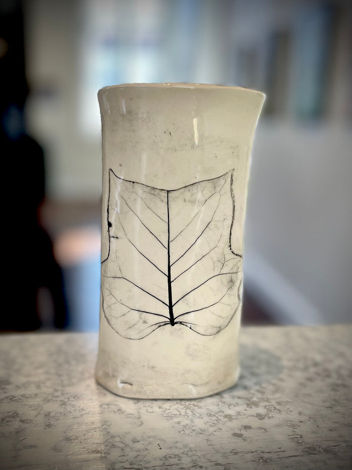 JRN - Swimming Tulip Leaf Vase